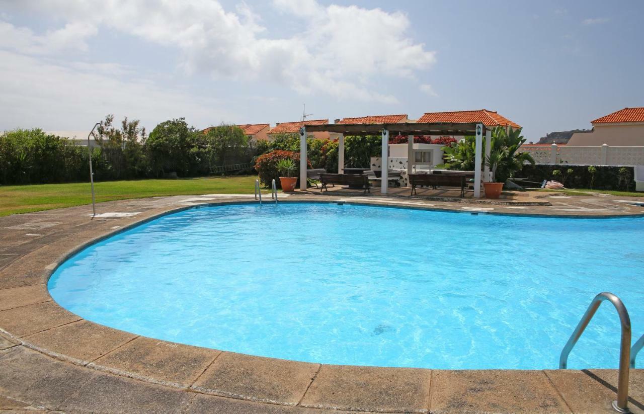 Vivienda Vacacional Sal Y Mar ลอสกันกาคอส ภายนอก รูปภาพ